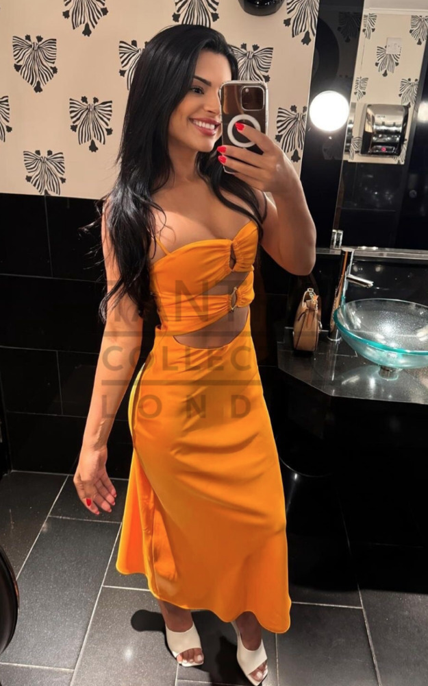 Laura gallery image 12512