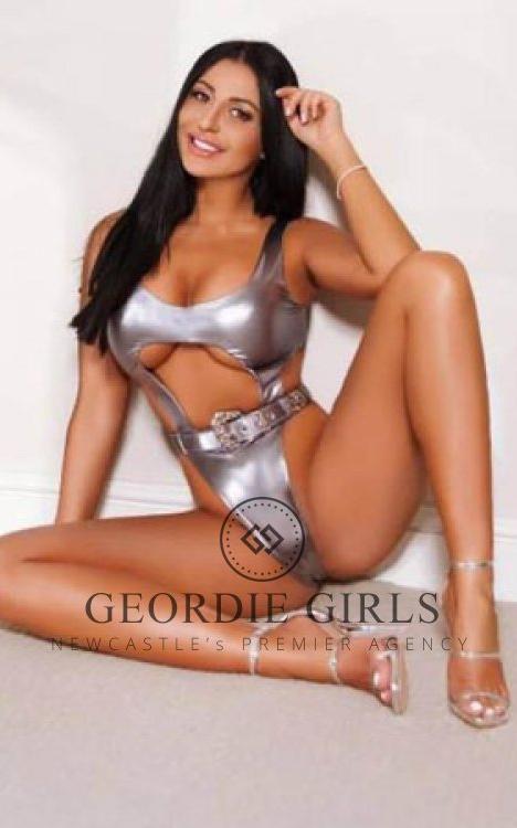 Geordie Girls gallery image 5086